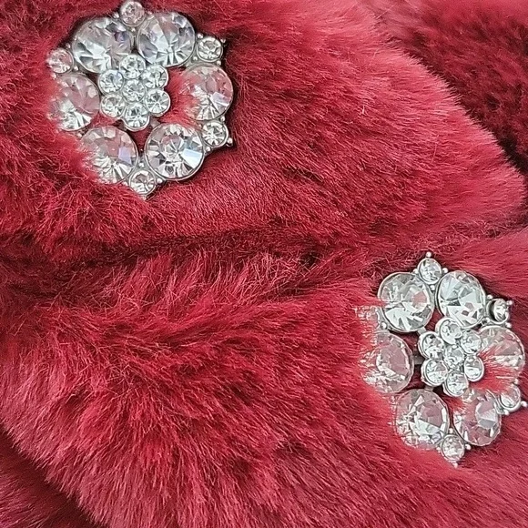 JESSICA SIMPSON Burgundy Fur/Rhinestone House Slippers Slides Size S 6-7 - Picture 3 of 8